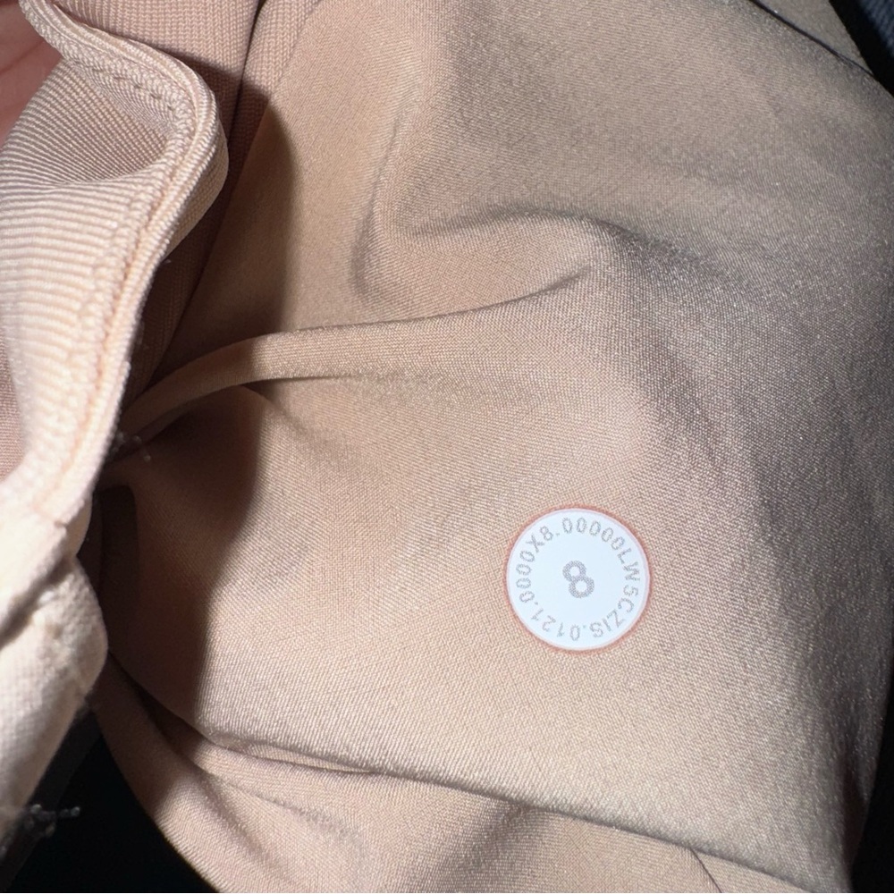 Lululemon Athletica size 8 Tan Pants - Picture 12 of 14